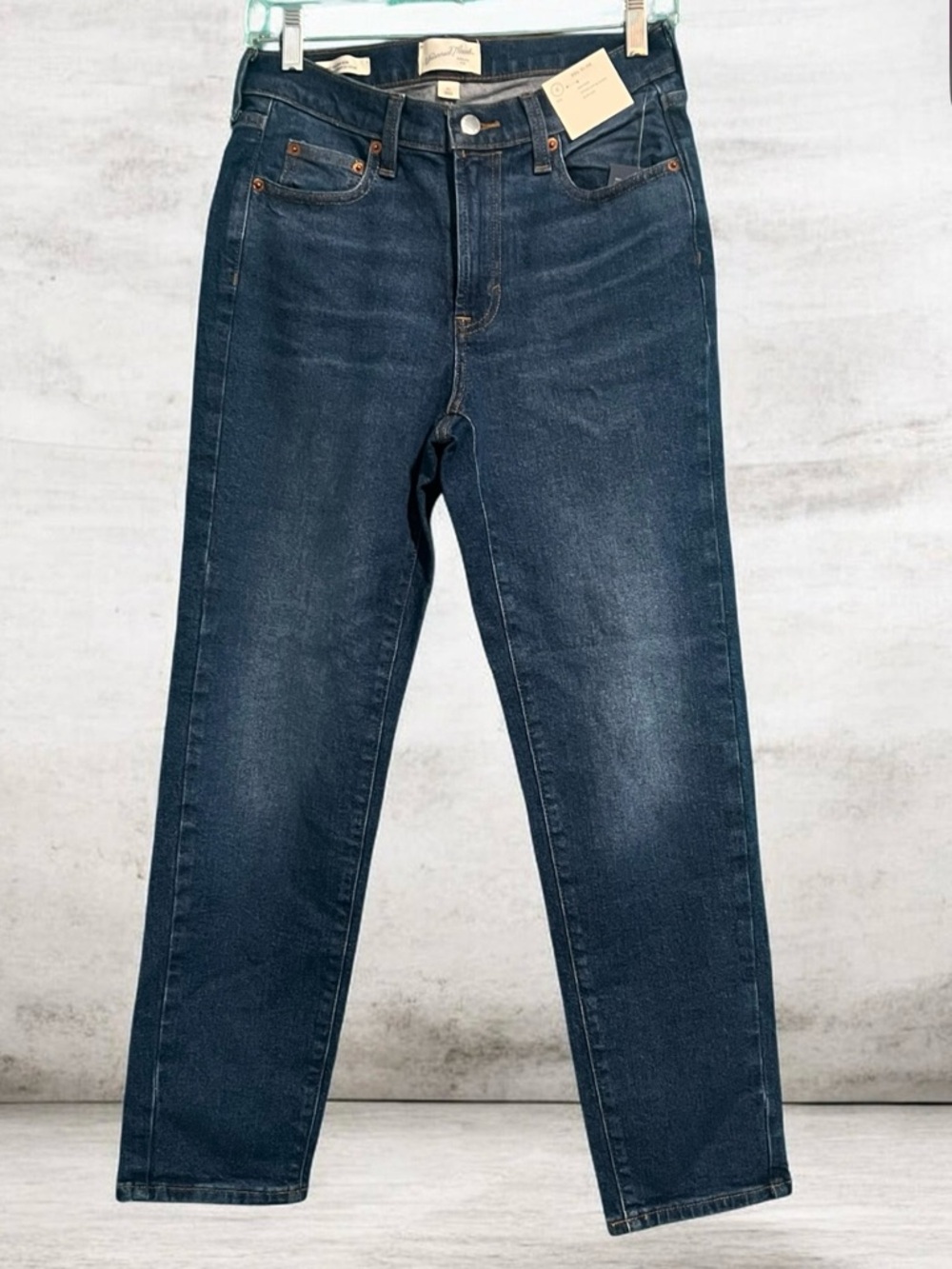 Universal Thread Women's Skinny Jeans - Dark Blue Denim size 6R